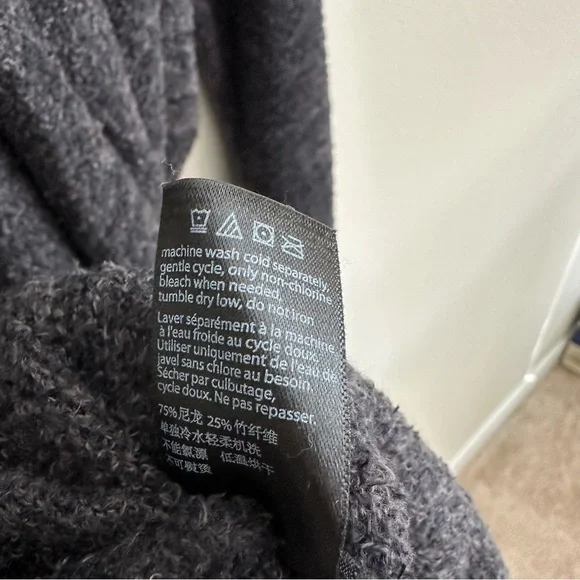 BAREFOOT DREAMS CozyChic Lite Island Wrap Grey Small Medium - Picture 8 of 13